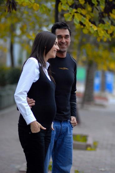 Ünlü çiftin bebek sevinci