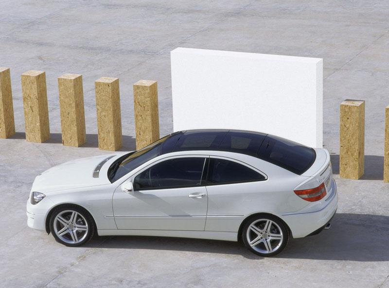 Mercedes Sports Coupe 2008 - Resim 2