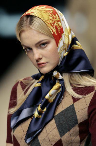  D&G'dan çene altı defilesi  - Resim 3