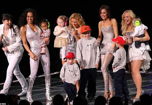 Minik Beckham'dan Dans Şov - Resim 3