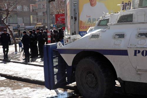 15 ŞUBAT GERGİNLİĞİ - Resim 5