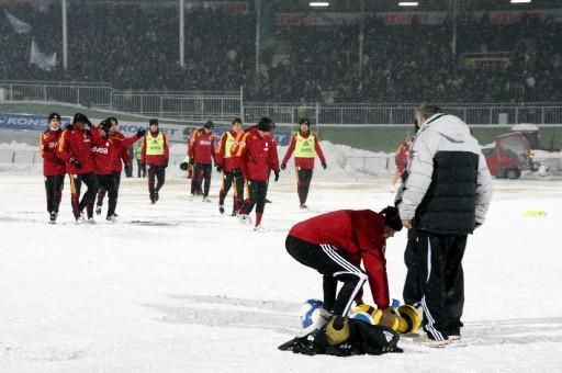 Galatasaray KARLI sahada - Resim 3
