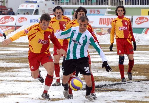 Konyaspor - G.Saray maçı - Resim 15