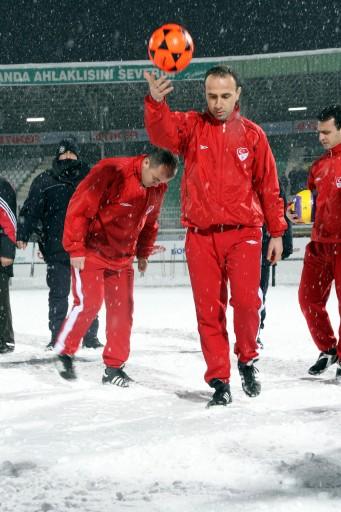 Galatasaray KARLI sahada - Resim 1