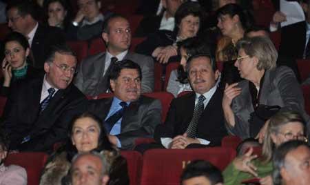 Emine Erdoğan'ı duygulandıran gala - Resim 8