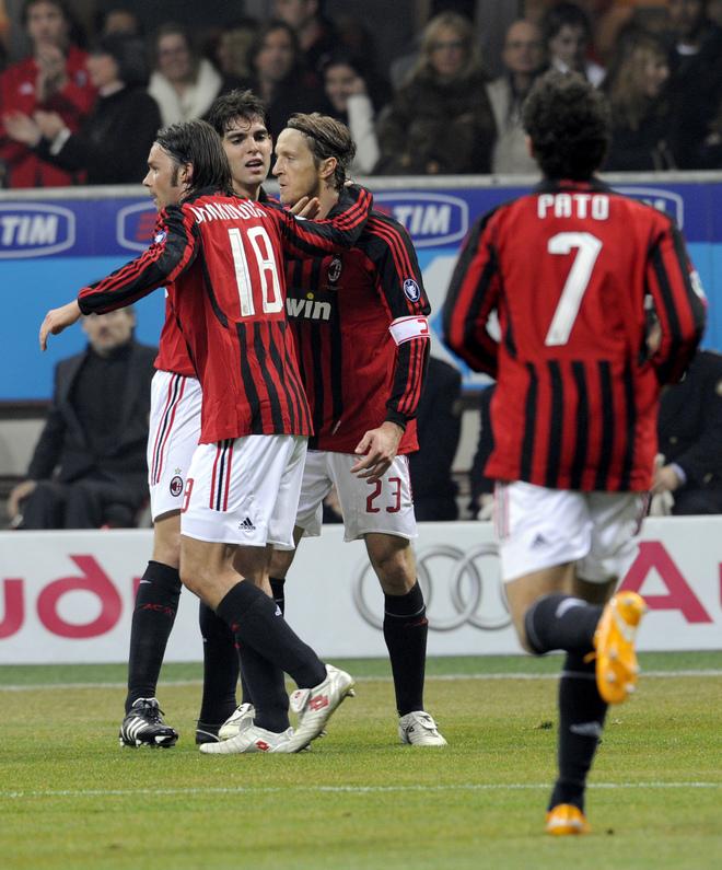 İnzaghi Milan'ı kurtardı - Resim 9
