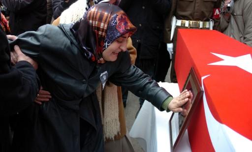 Şehit İbrahim Gedik toprağa verildi - Resim 5