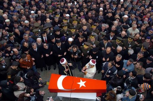 Şehit İbrahim Gedik toprağa verildi - Resim 15