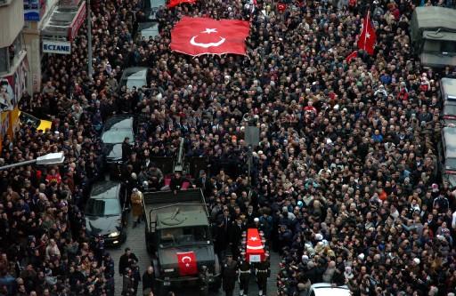 Şehit İbrahim Gedik toprağa verildi - Resim 11