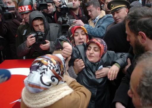 Şehit İbrahim Gedik toprağa verildi - Resim 14