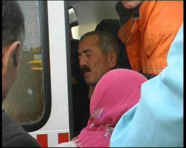 Şehit annesinin yıkıldığı an - Resim 10
