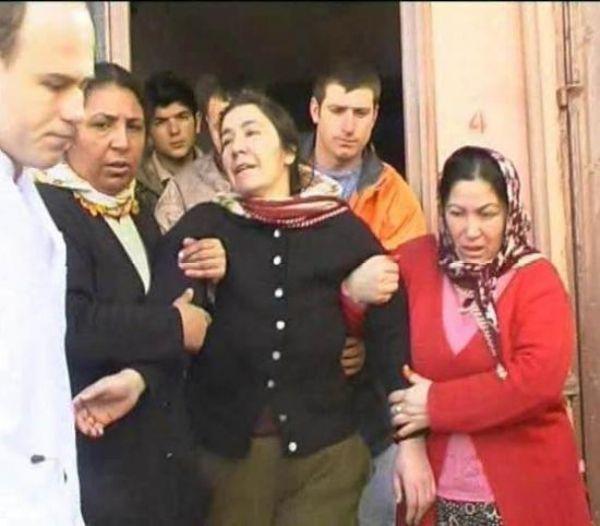 Şehit annesinin yıkıldığı an - Resim 8