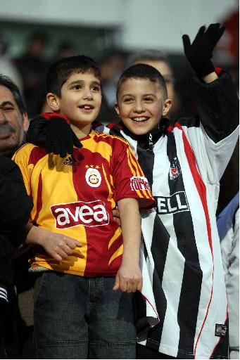 Beşiktaş-Galatasaray derbi   - Resim 25