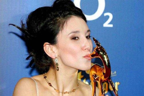 Sibel Kekilli'den süper pozlar