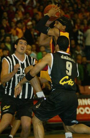Kartal, Cimbom'u devirdi - Resim 9