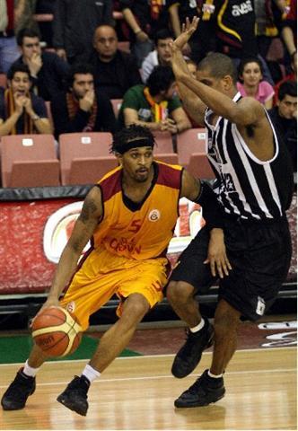 Kartal, Cimbom'u devirdi - Resim 21
