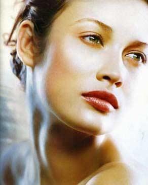 Bond kızı Olga Kruylenko - Resim 5
