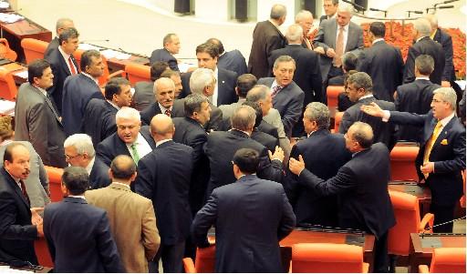 Mecliste küfürlü kavga - Resim 12