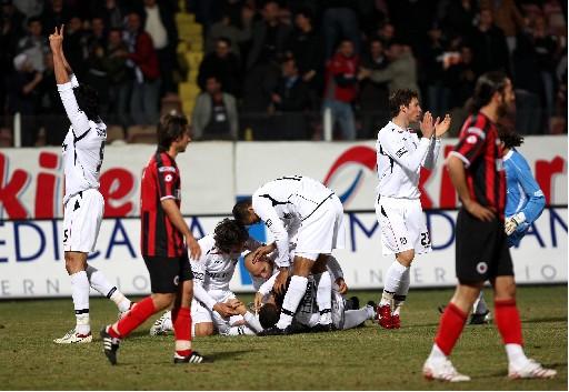 Beşiktaş zirveye tutundu - Resim 7