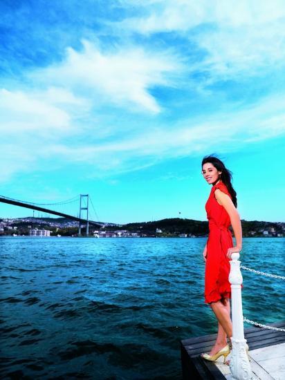 Cansu Dere'den özel pozlar - Resim 2
