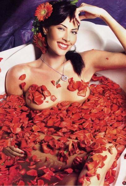 Şenay Akay'ın süper pozları