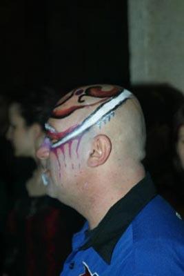 Üniversitede türbanlı kıyafet balosu