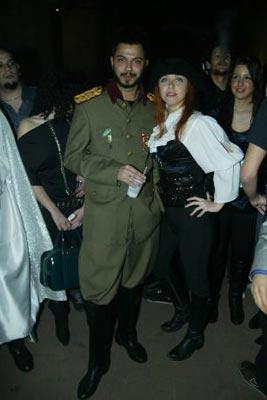 Üniversitede türbanlı kıyafet balosu