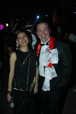 Üniversitede türbanlı kıyafet balosu