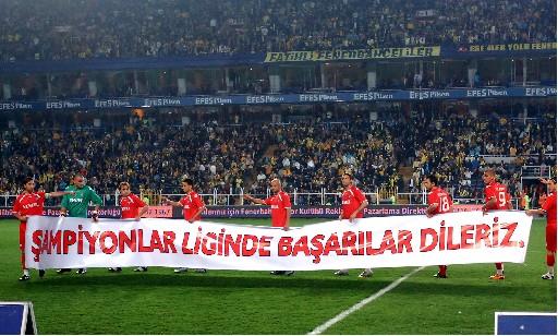 Fenerbahçe V. Manisaspor maçı - Resim 7