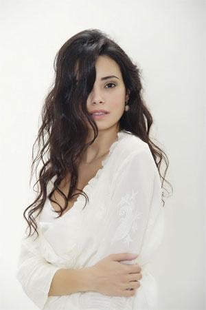 Genç oyuncu Özgü Namal