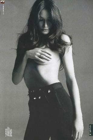 Sarkozy'nin eşi Carla Bruni  - Resim 6