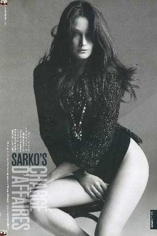 Sarkozy'nin eşi Carla Bruni  - Resim 2