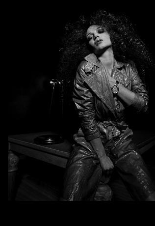 Okan Bayülgen'in fotoğraf sergisi