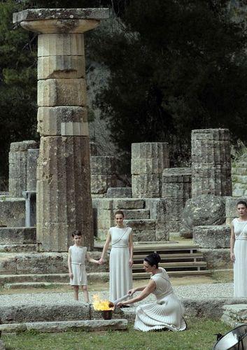 2008 Pekin Olimpiyat meşalesi yakıldı - Resim 14