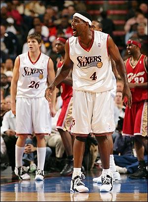 Chris Webber basketbola veda etti - Resim 2