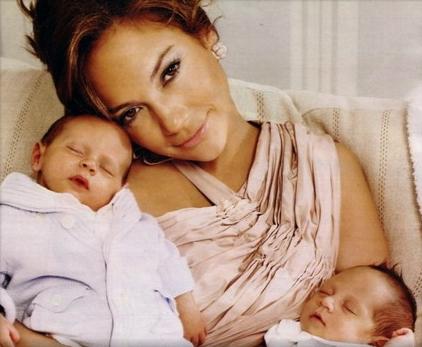 JLO ve ikizlerinin yeni pozları - Resim 5