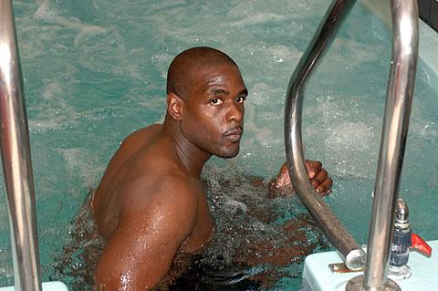Chris Webber basketbola veda etti - Resim 6