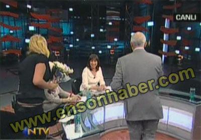 Aysun Kayacı'nın G-string'i göründü - Resim 4