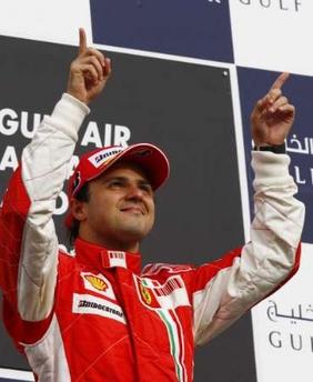 Ferrari duble yaptı - Resim 11