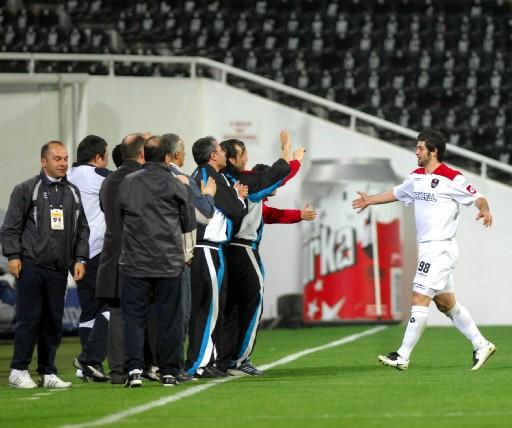Beşiktaş-OFTAŞ Spor maçı - Resim 10