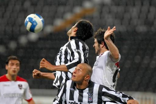 Beşiktaş-OFTAŞ Spor maçı - Resim 2