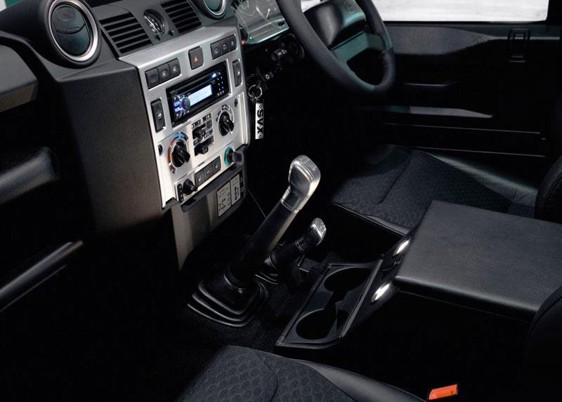 Land Rover Defender SVX - Resim 6