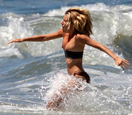 Sienna Miller'in deniz kazası - Resim 2