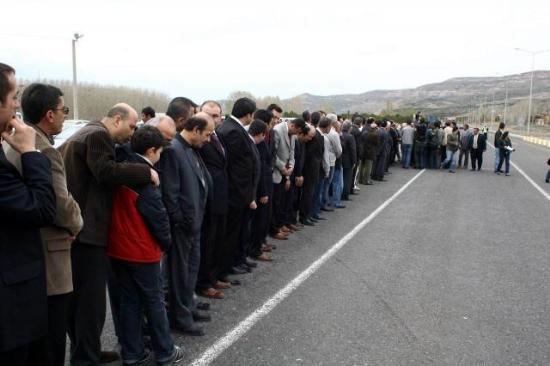 Başbakan gibi karşılandı - Resim 9