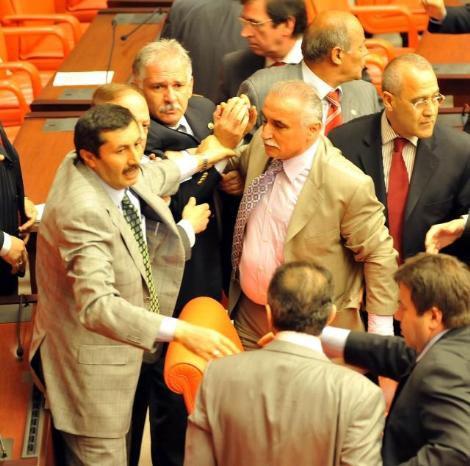 Kamer Genç LİNÇTEN KURTULDU - Resim 10