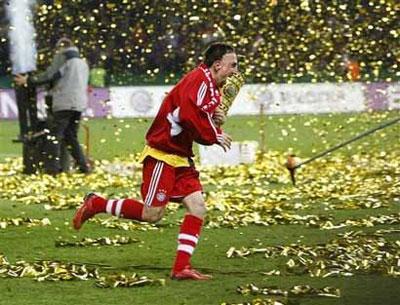 Bayern 14. kez - Resim 3