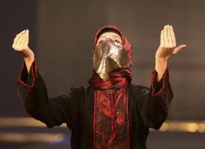 Tekbir Giyim'in ilginç defilesi - Resim 16