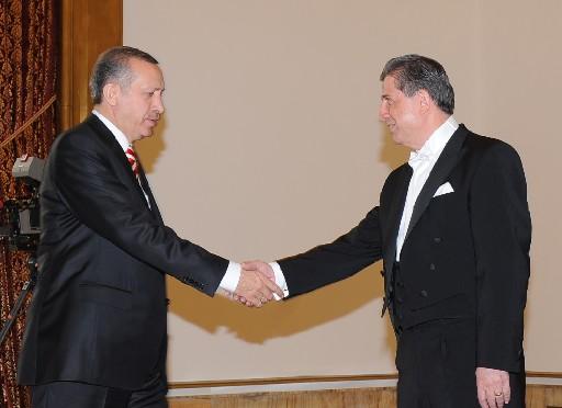 Asker DTP'ye mesafeli durdu - Resim 10