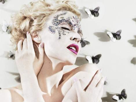 Kylie Minogue'un çok özel pozları - Resim 3