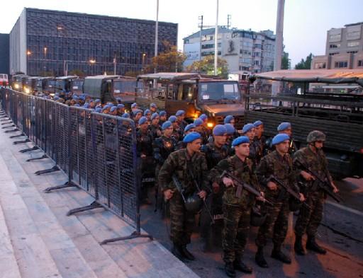 İstanbul'da 1 MAYIS olayları - Resim 29